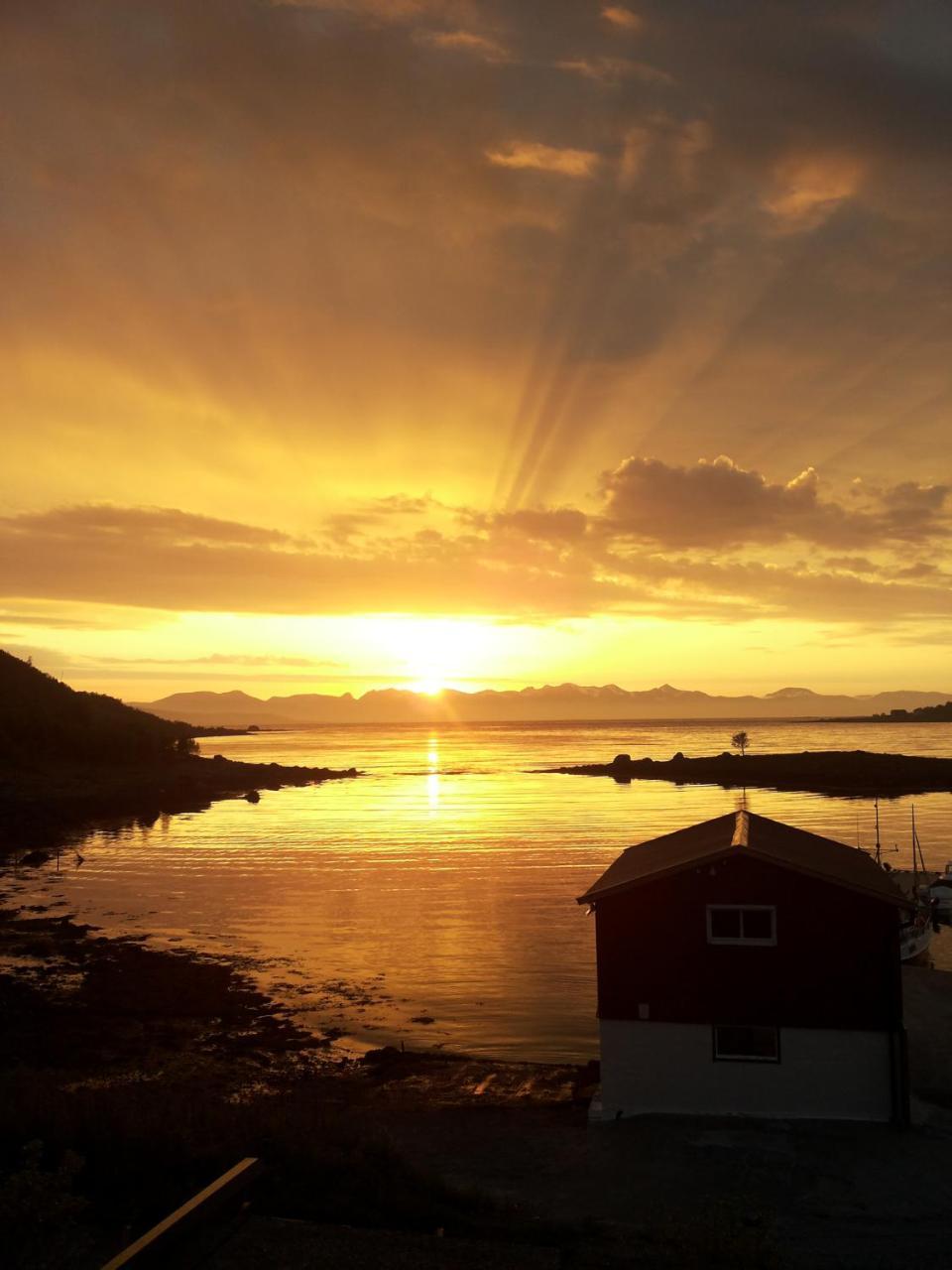 Prima Lofoten Myrland Exteriér fotografie